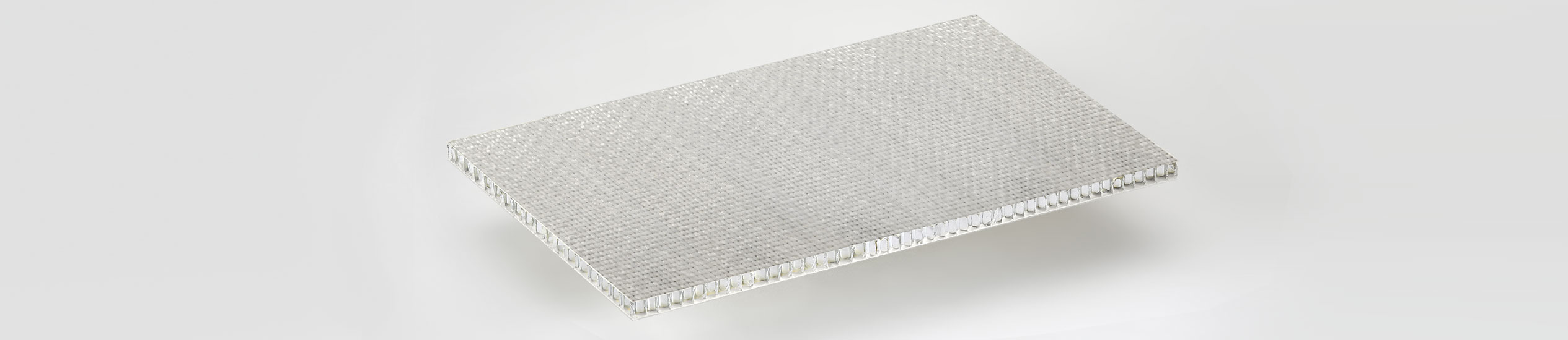 Sandwichplatten in Glassfiber und Epoxy für Mosaiken und Natursteine. ALUSTEP 500 SL